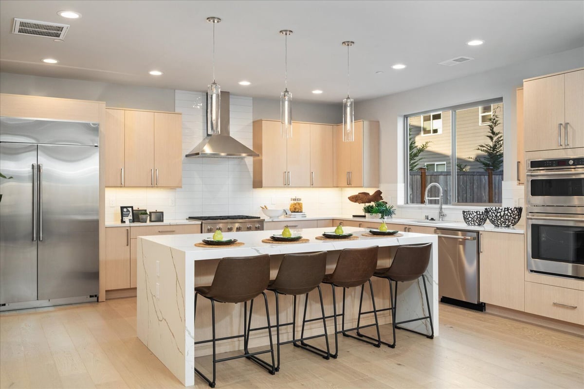 7830-124th-ave-ne-kirklane2-09